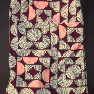 Lularoe tall & curvy leggings